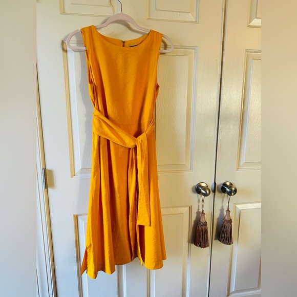 Bright yellow crushed silk midi dress💛 - Picture 1 of 11